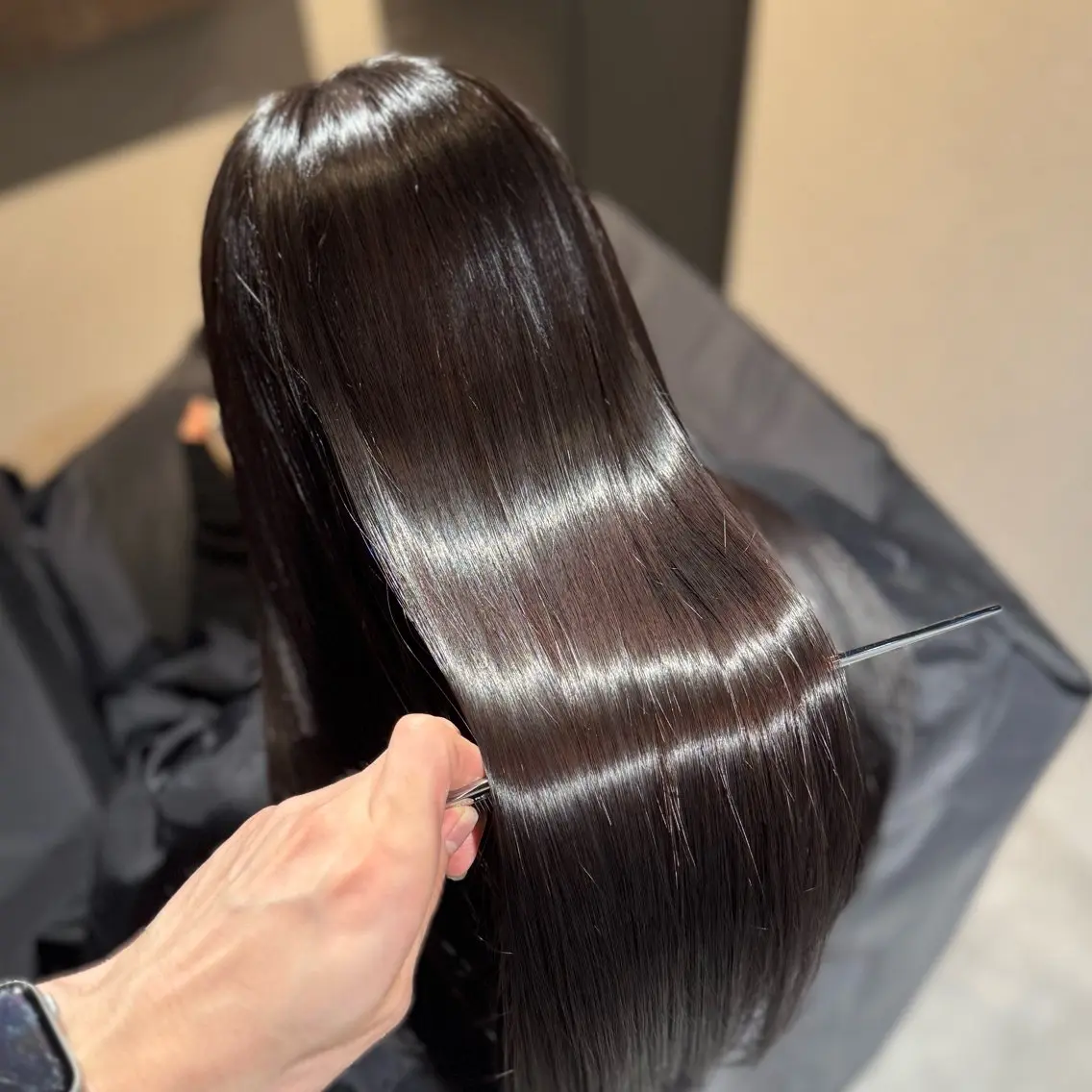 ロング パーマ 髪質改善 韓国風ヘア 縮毛矯正 トリートメント ヘアカラー トリートメント 髪質改善Ⅰ透明感 艶カラーⅠたつやのヘアスタイル