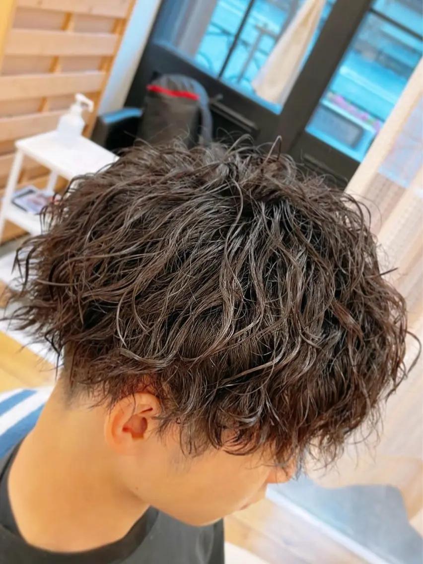 カット＋ツイストスパイラルパーマ＋bcaトリートメント＋シェービング＋眉カットの写真