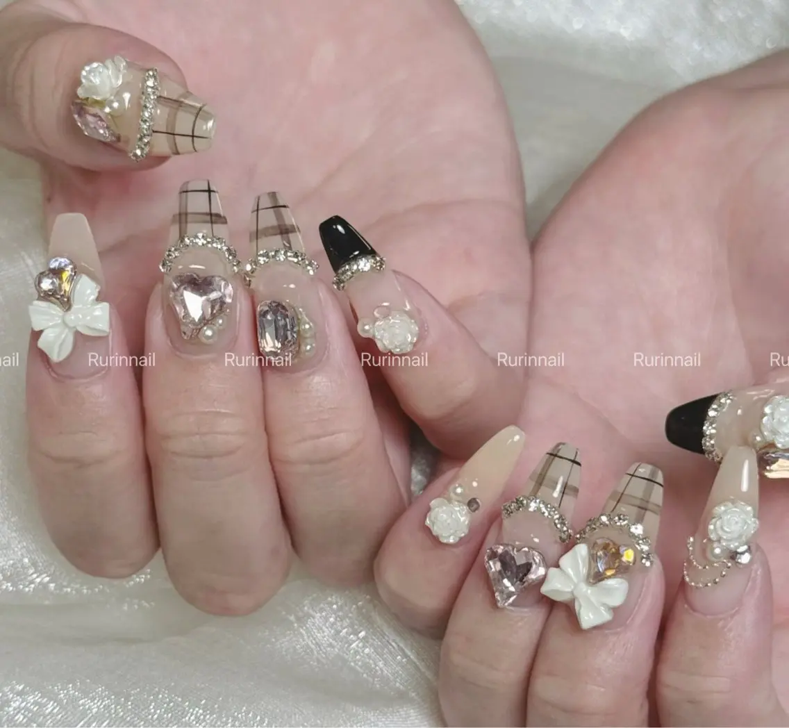 ネイル ハンドネイル ルリン サロン💅のネイルデザイン