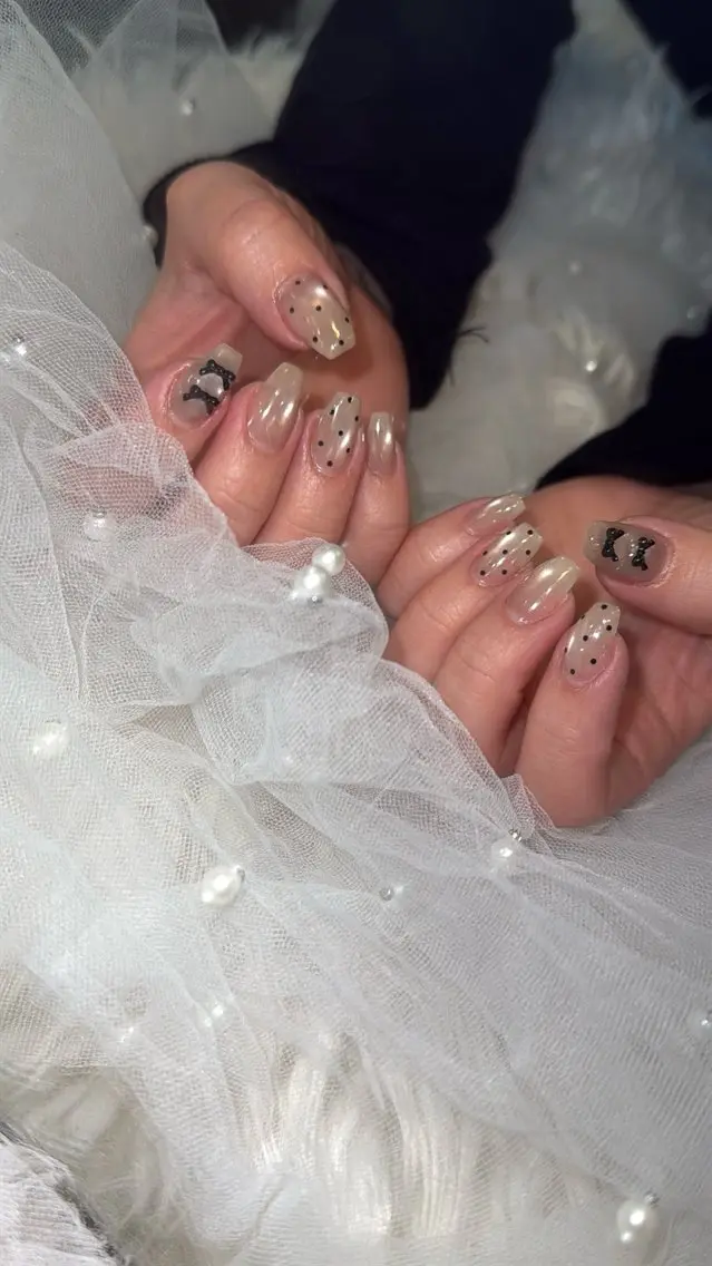 ネイル フラッシュネイル フラッシュマグ フットネイル フレンチネイル 韓国ネイル ハンドネイル SAKU nail 作島茜のネイルデザイン