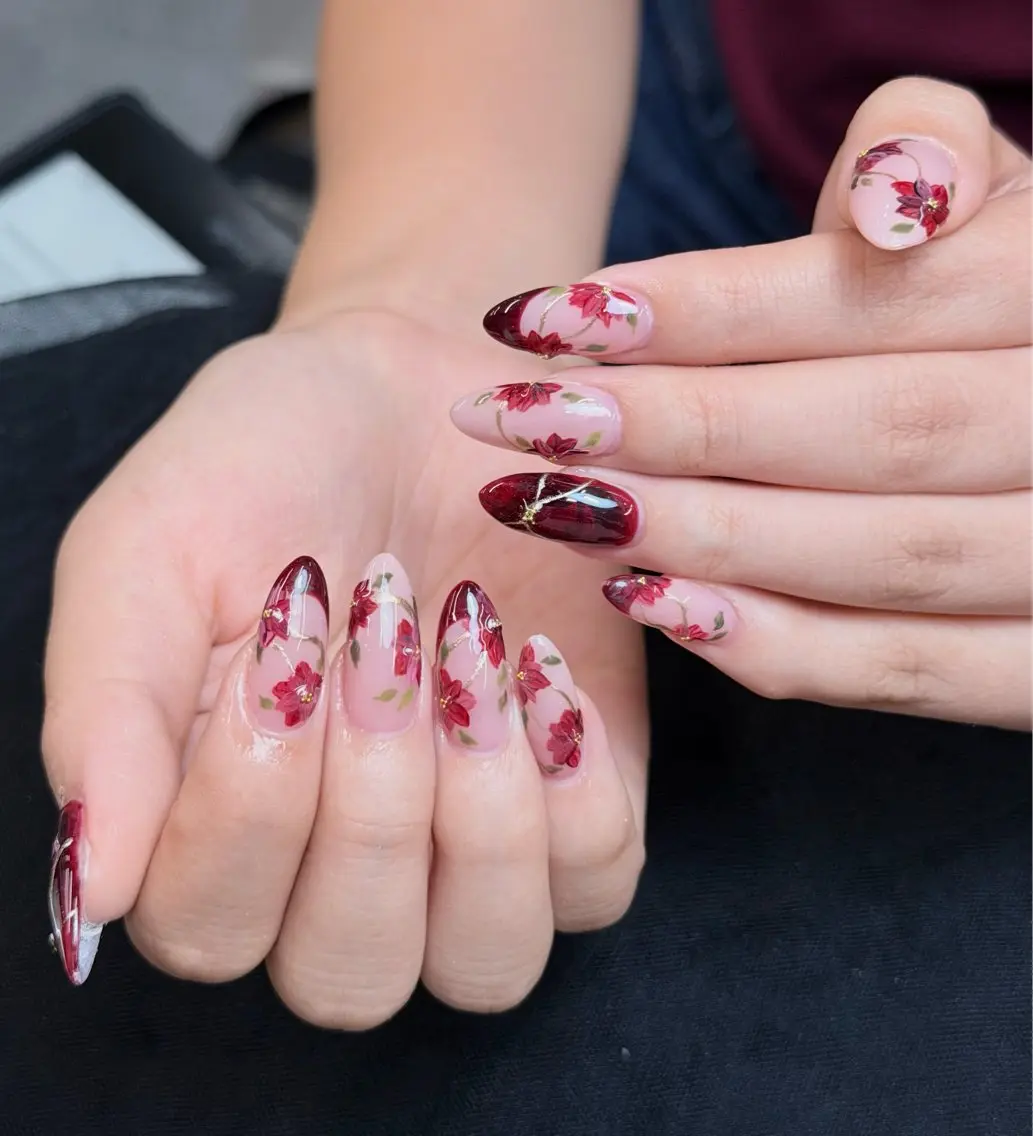 ネイル アートネイル ボルドー フラワーネイル 韓国ネイル 持ち込み Iconic Nailのネイルデザイン