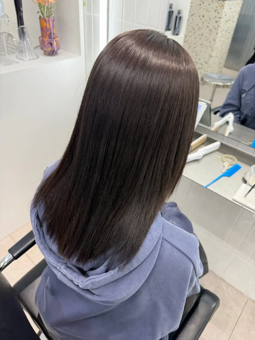 ロング カラー ベージュカラー ブラウンカラー 透明感カラー グレージュ オリーブベージュ ヘアカラー リョウマ/韓国風 /艶髪/ヨシンモリのヘアスタイル