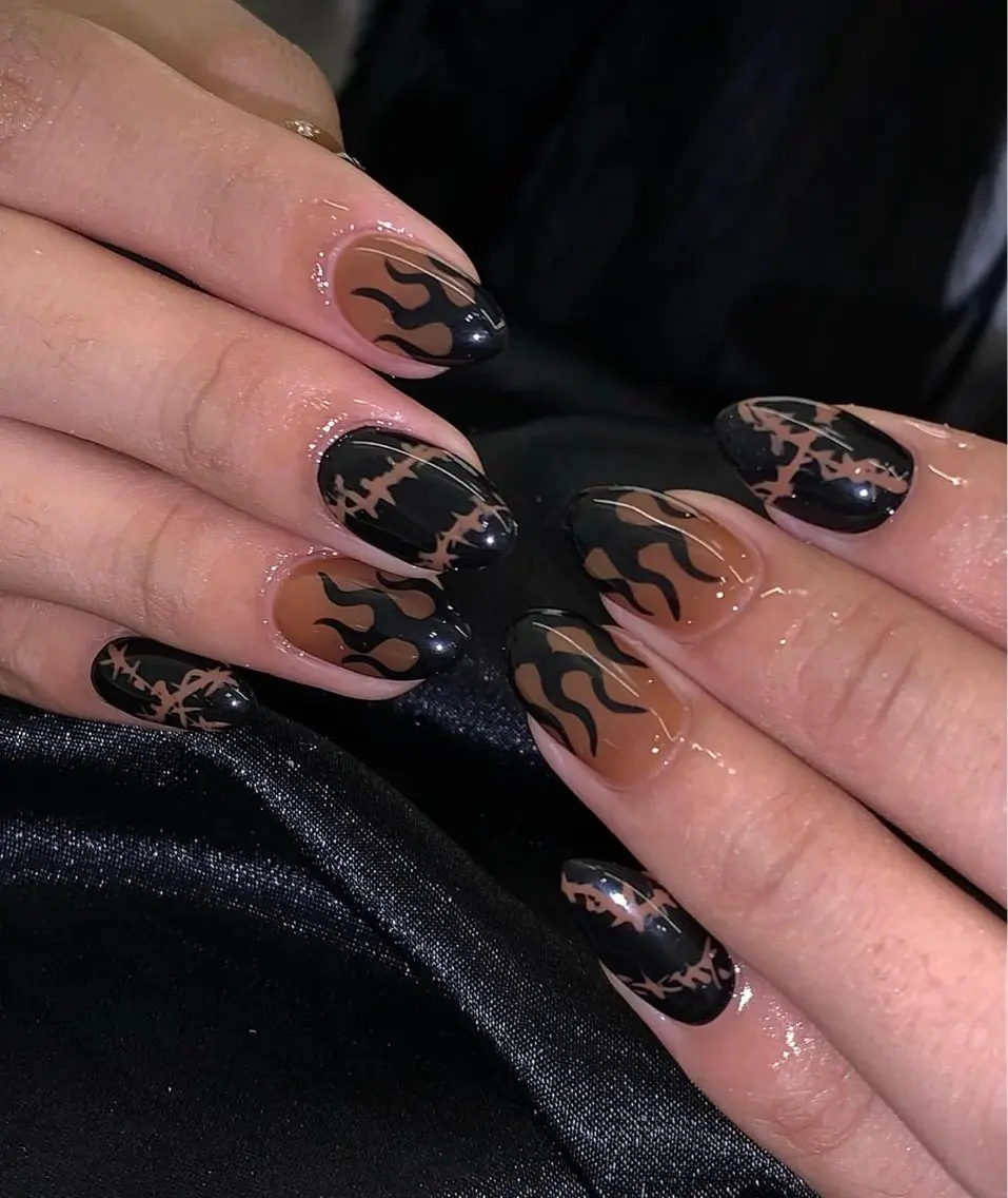 ミディアム nina beautyのネイルデザイン
