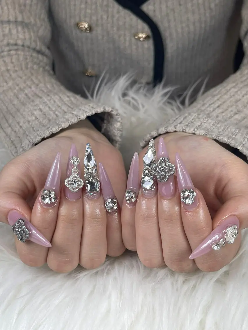 ネイル ハンドネイル NiJi Nailsのネイルデザイン