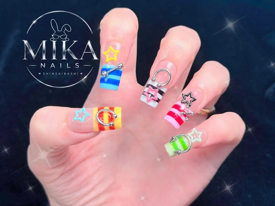 ネイル アートネイル チークネイル ドット フットネイル フレンチネイル ハンドネイル 🌷Luna Mika🌷のネイルデザイン