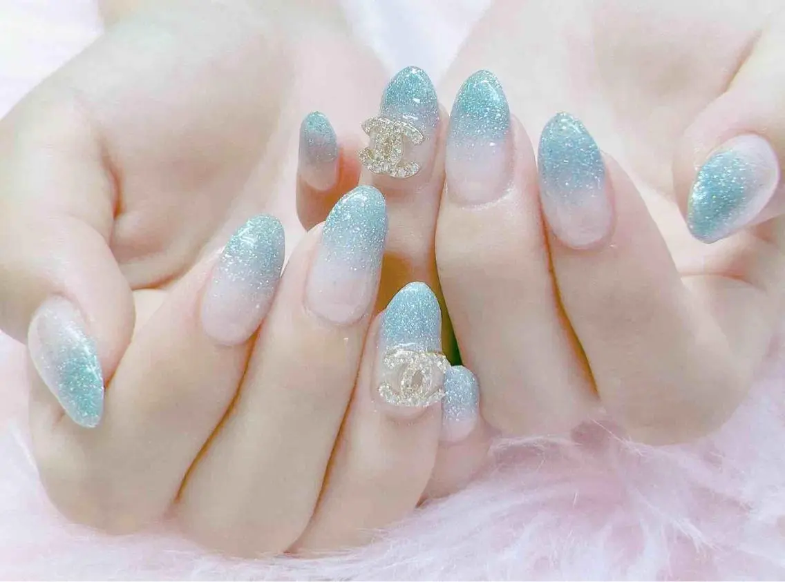 ネイル MoonNail ユリ🌸のネイルデザイン
