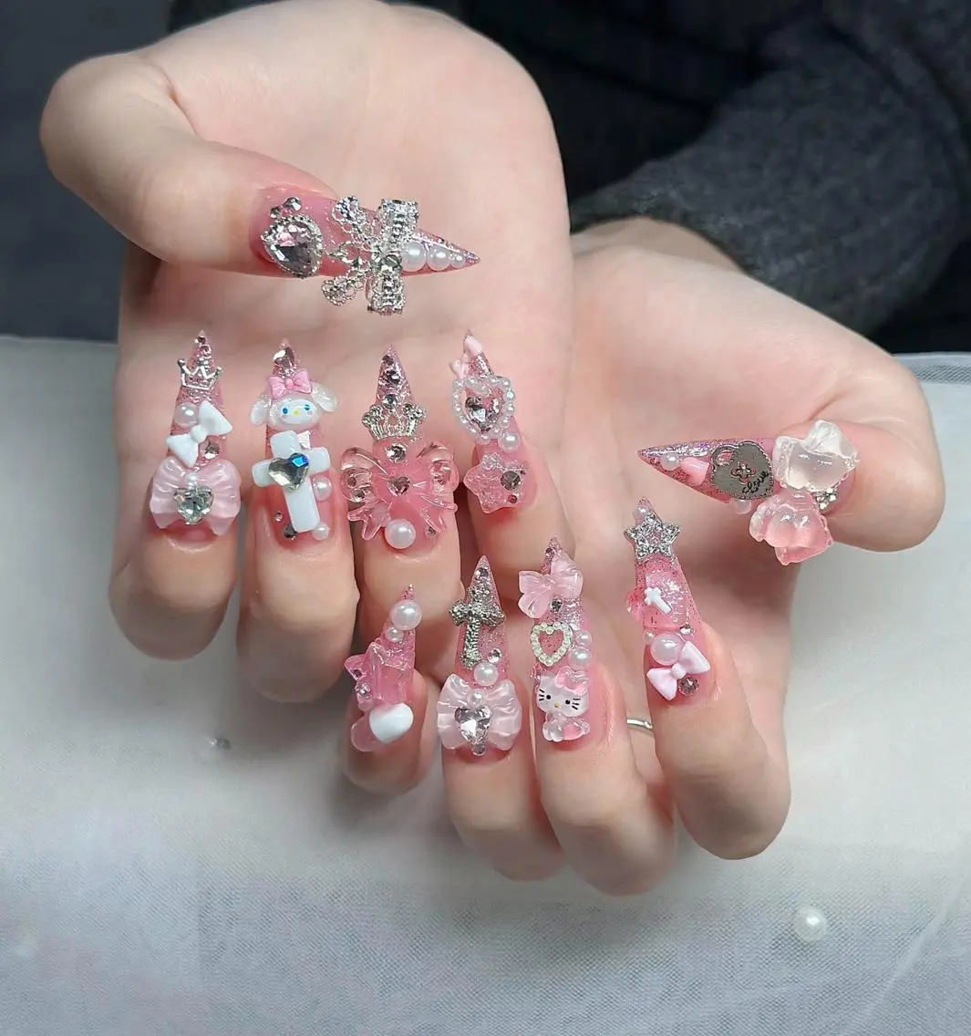 ネイル オーロラネイル チークネイル フットネイル ジェルネイル 韓国ネイル ハンドネイル H.baby Nail Salonのネイルデザイン