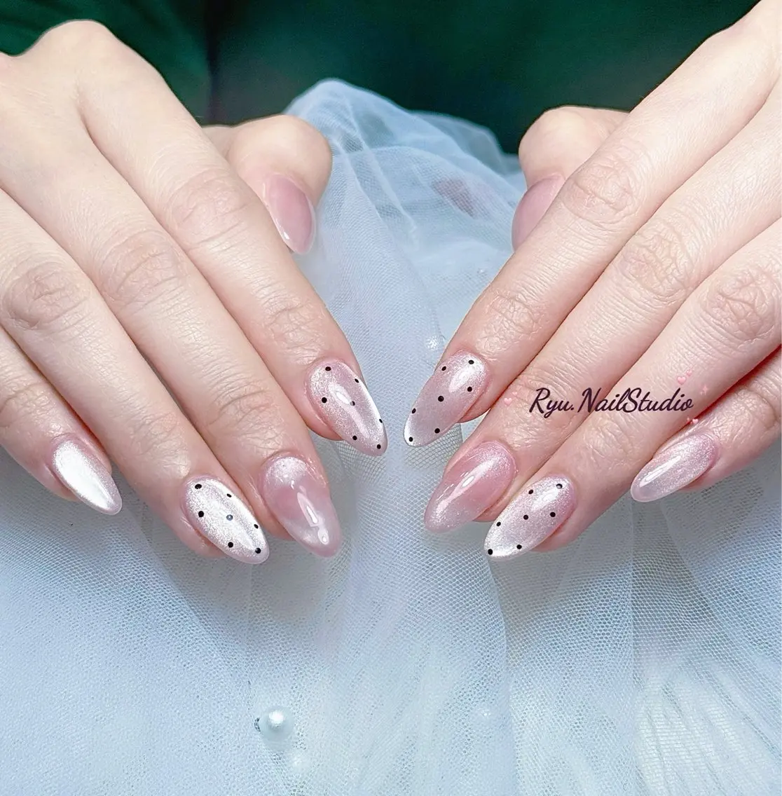 ネイル アートネイル ジェルネイル マグネットネイル ニュアンスネイル シンプルネイル ハンドネイル Ryu nail studioのネイルデザイン