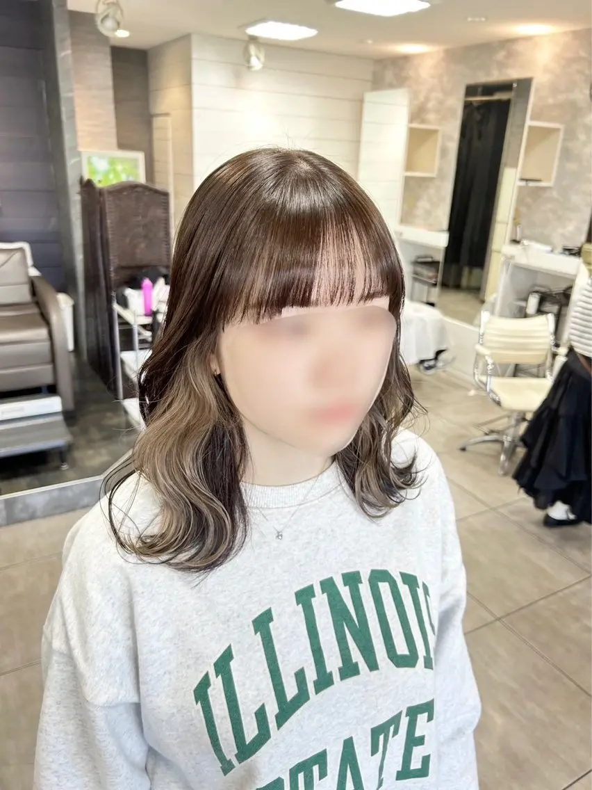 ワンカラー+インナーカラー(ブリーチ込み)+トリートメントの写真