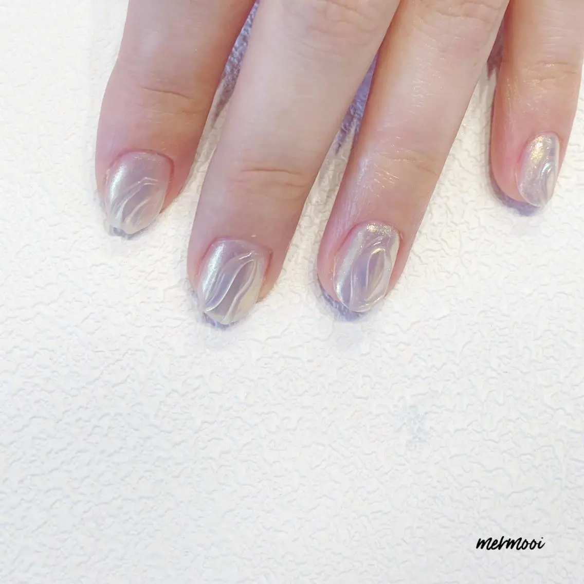 ネイル オーロラネイル クリアネイル ミラーネイル ニュアンスネイル ホワイト mermooi nailのネイルデザイン