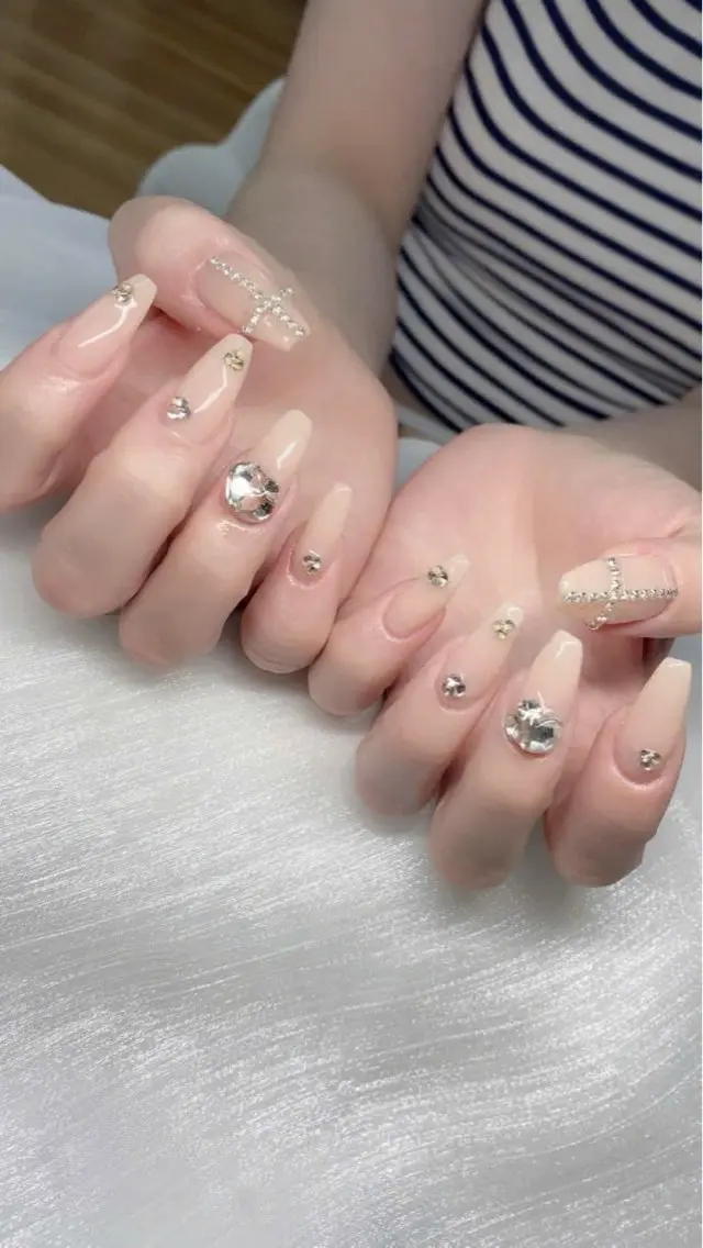 ネイル グラデーション 韓国ネイル マグネットネイル ニュアンスネイル オフィスネイル ハンドネイル Hana Rose Nailのネイルデザイン