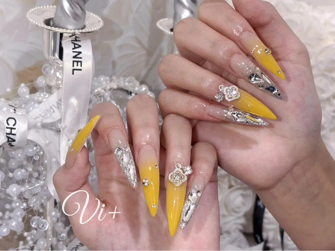 ネイル ハンドネイル ✨Nailsalon Vi+✨のネイルデザイン