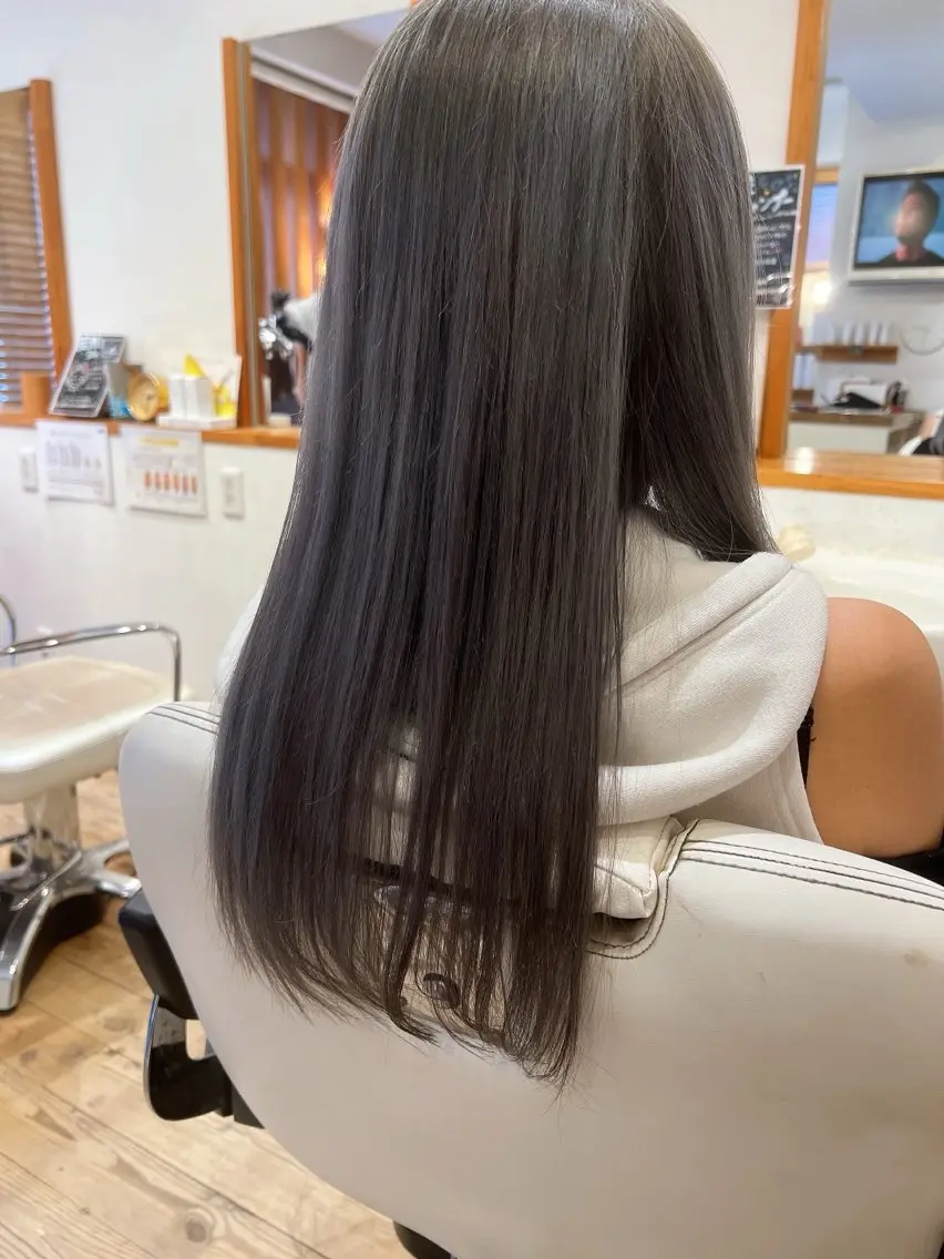 ロング カラー ヘアカラー トリートメント アザマ　ヤスカツ _rosso 川口のヘアスタイル