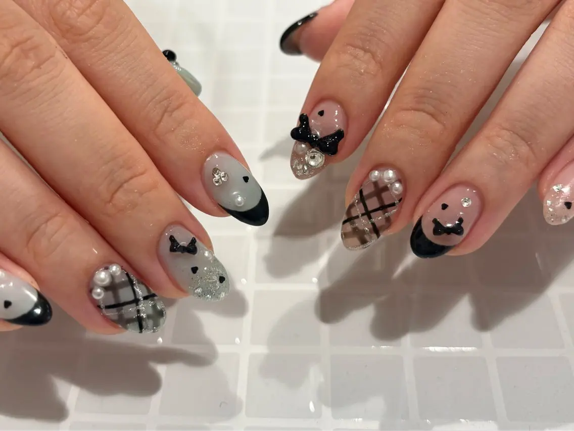 ネイル ハンドネイル nail 🐈‍⬛naokoのネイルデザイン