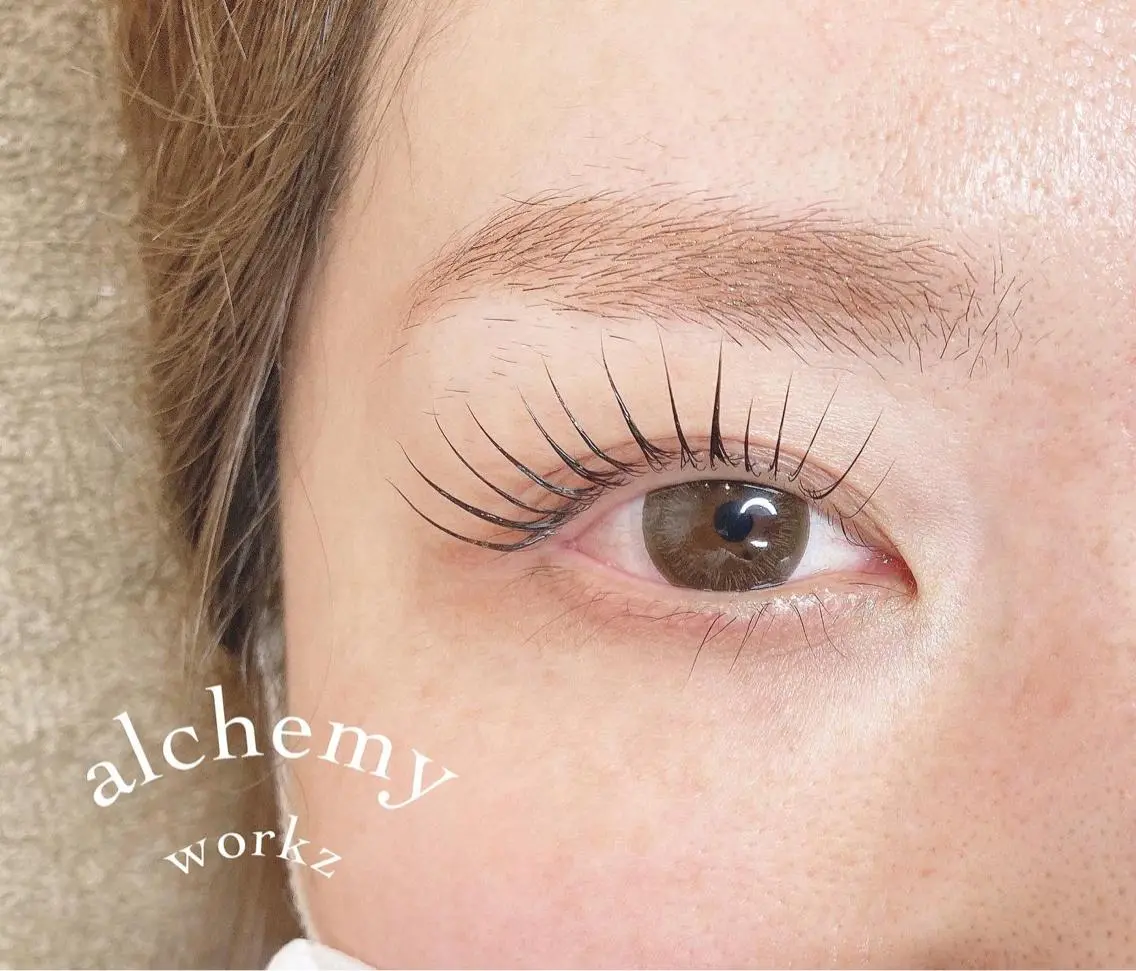 マツエク・マツパ alchemy workzの眉毛・アイブロウイメージ