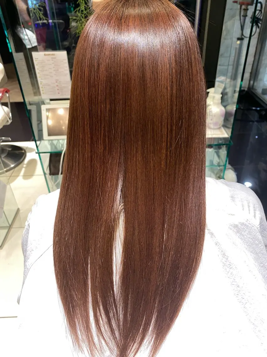 ロング 縮毛矯正 トリートメント アートディレクター のぐちのヘアスタイル