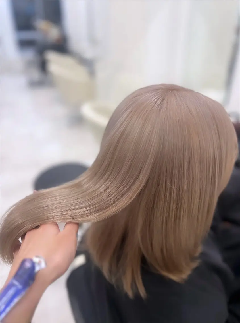 ミディアム カラー リコ ハッシュカット 韓国レイヤーのヘアスタイル