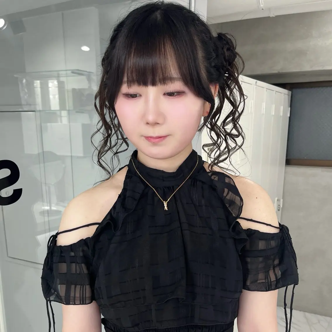 ヘアアレンジ ヘアセット 広香🪽ハイトーン/ レイヤー/ヘアセットのヘアスタイル