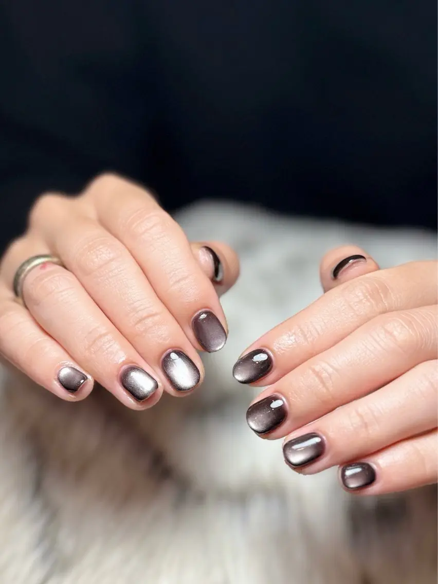 ネイル ブラウン ジェルネイル マグネットネイル メンズネイル ハンドネイル MIMnail メンズネイリストのネイルデザイン
