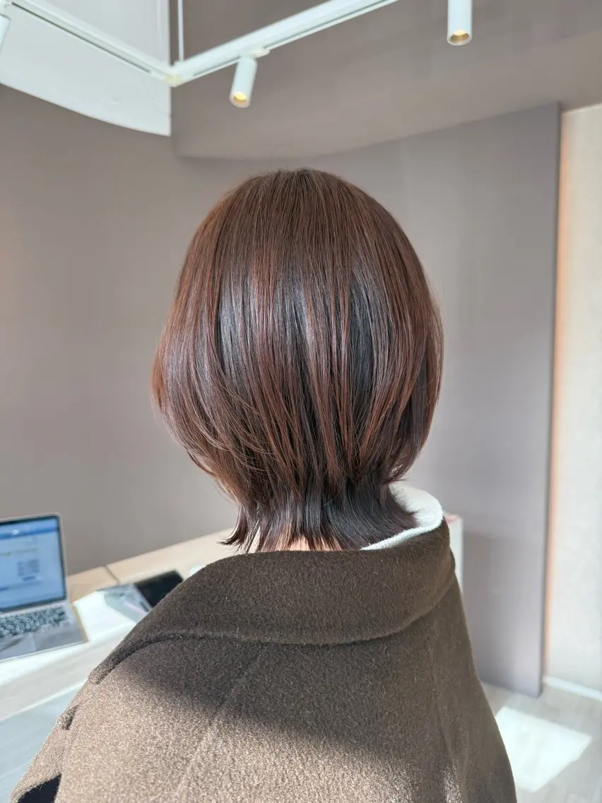 ミディアム ピンクブラウン ボブ くびれヘア カット ヘアカラー トリートメント Lien.テラダ 各務原スタイリストのヘアスタイル
