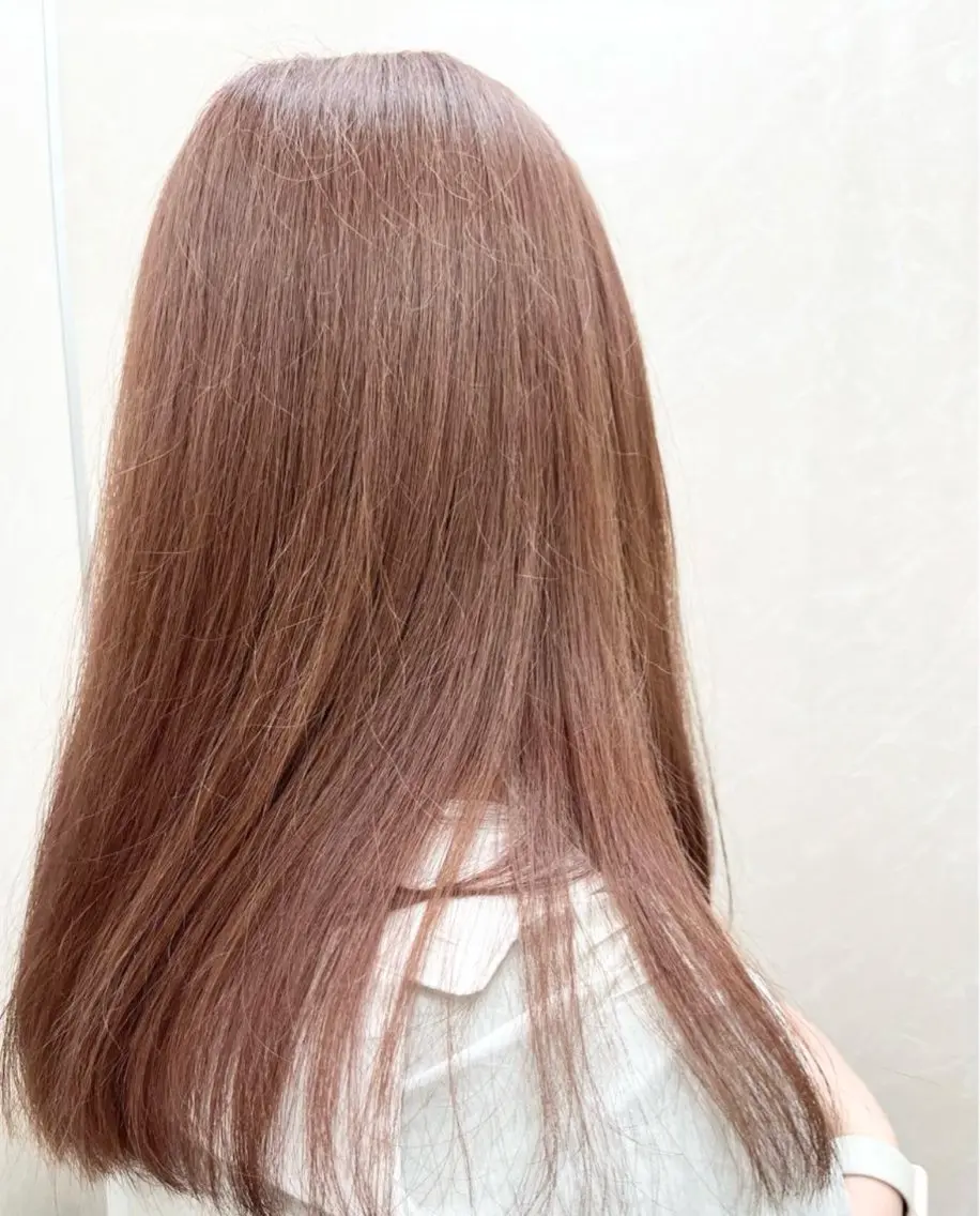 ロング カラー ブラウンカラー ピンクカラー ピンクブラウン カット ヘアカラー 遠藤 乙夏のヘアスタイル
