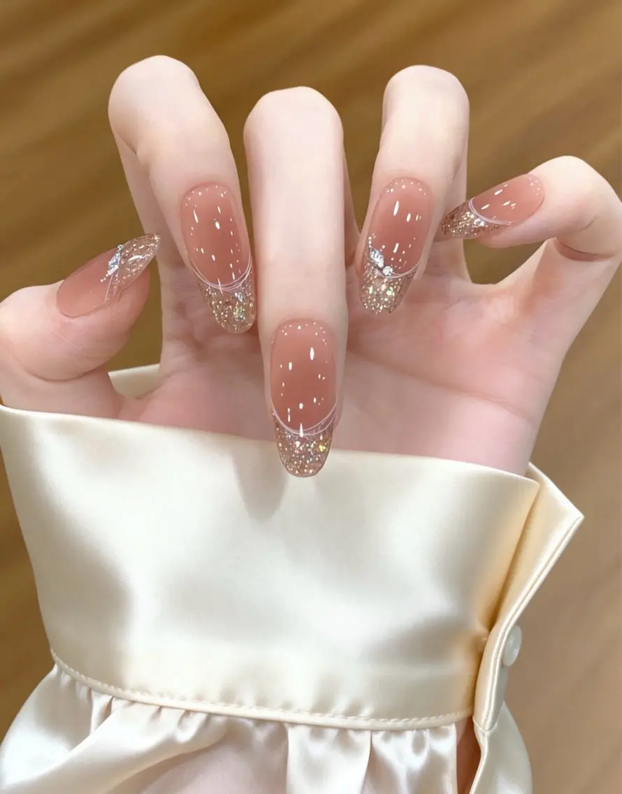 ネイル 周 テイのネイルデザイン