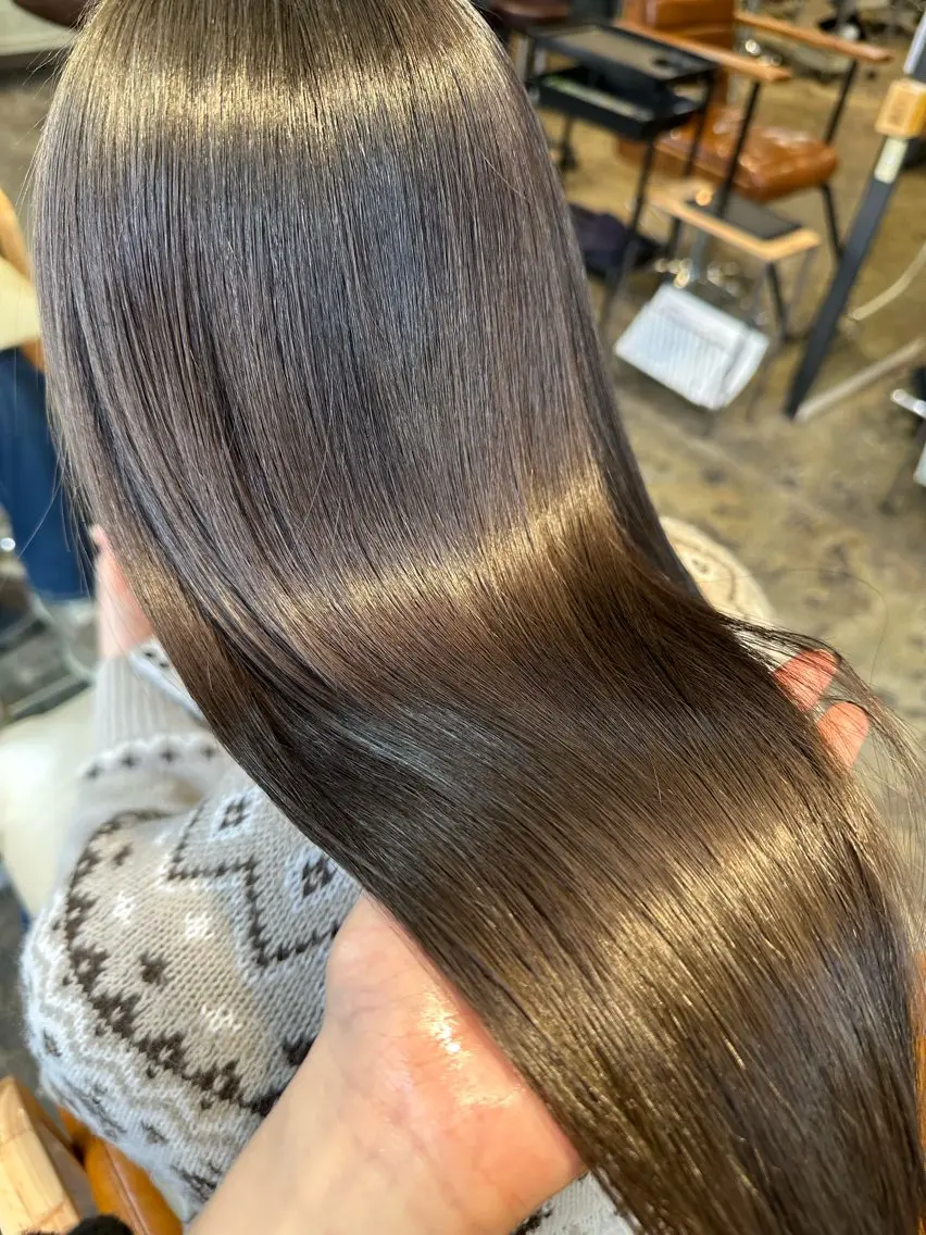 ロング 金 春江のヘアスタイル
