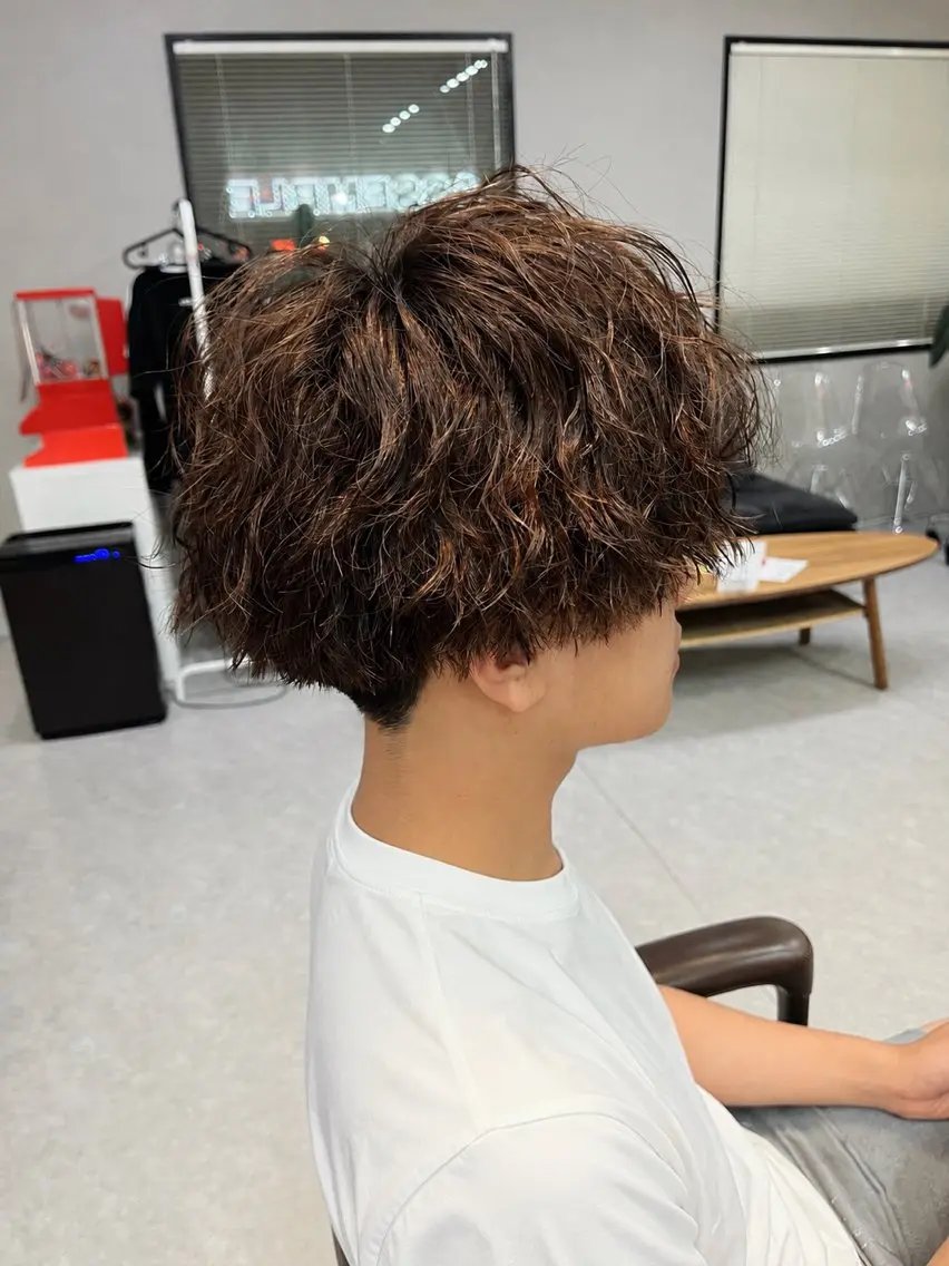 パーマ メンズ 久保 洸陽のヘアスタイル
