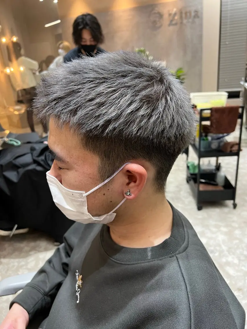 【men's】カット+ケアブリーチ+トリートメントの写真