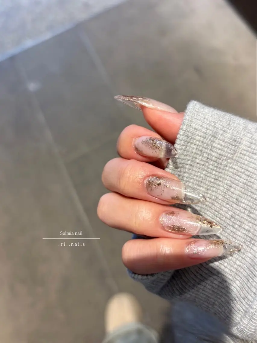 ネイル ハンドネイル . Linaのネイルデザイン