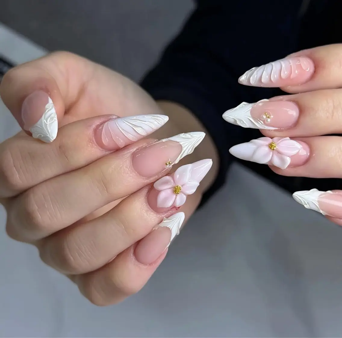 ネイル アートネイル ボルドー フレンチネイル ジェルネイル 氷ネイル・うるうるネイル ハンドネイル Julie Nail Rinのネイルデザイン