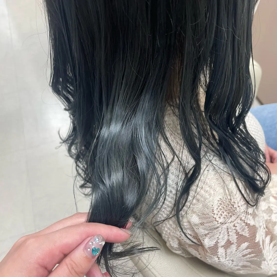 ロング カラー カット ヘアカラー トリートメント 坂本 沙也加のヘアスタイル