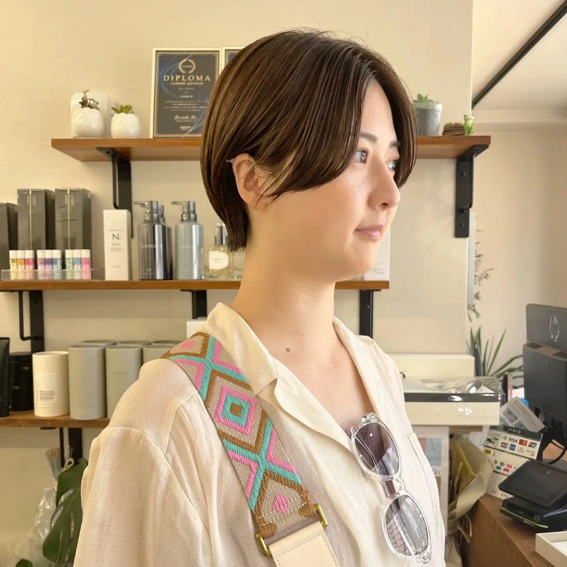 ショート ハンサムショート ボブ レイヤーカット 似合わせカット ショートヘア カット トリートメント 初めてのショート お任せください✂️のヘアスタイル
