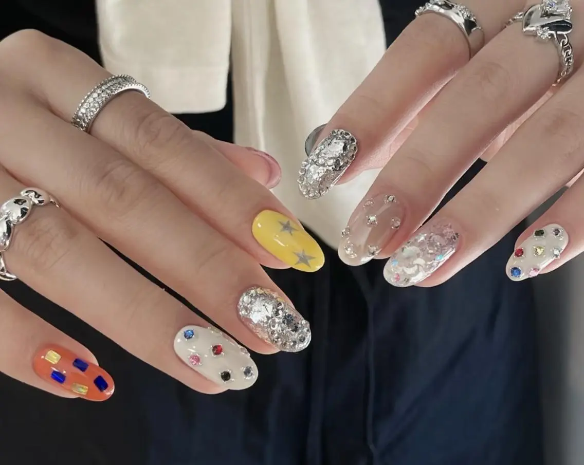 ネイル ハンドネイル 🎀 KiKi_nailのネイルデザイン