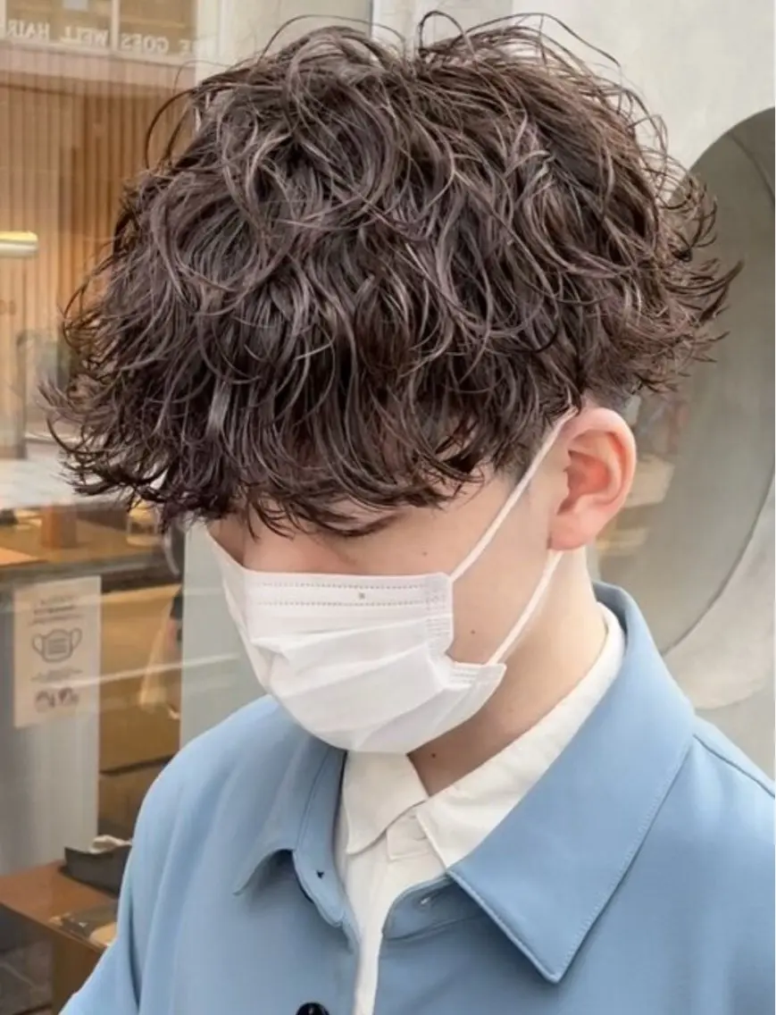 パーマ メンズ 中谷海里/フェザー パーマ/スパイキーのヘアスタイル