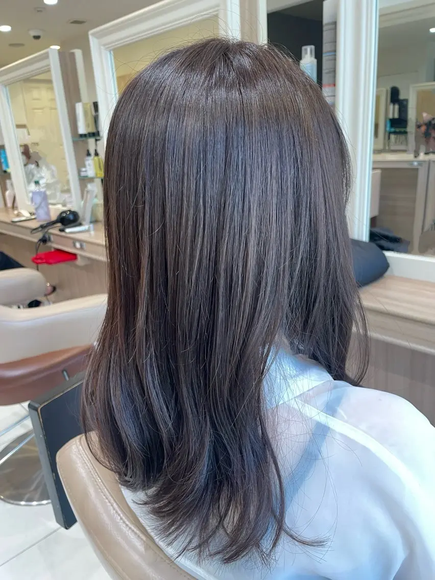 セミロング カラー ヘアアレンジ カット ヘアカラー トリートメント 韓国ヘアメイク🎀/ 縮毛矯正✨山本媛香のヘアスタイル