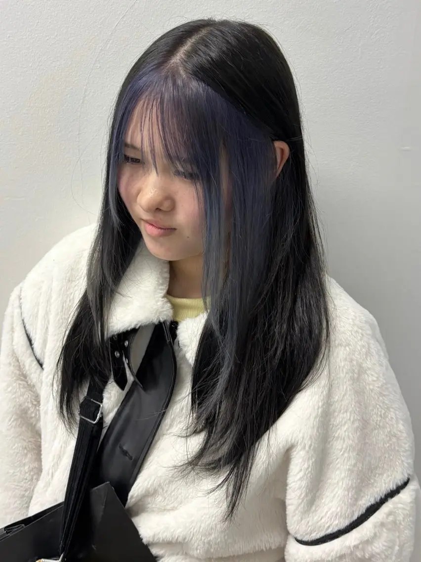 カラー イヤリングカラー シルバー ヘアカラー トリートメント recipe la couleurちずのヘアスタイル