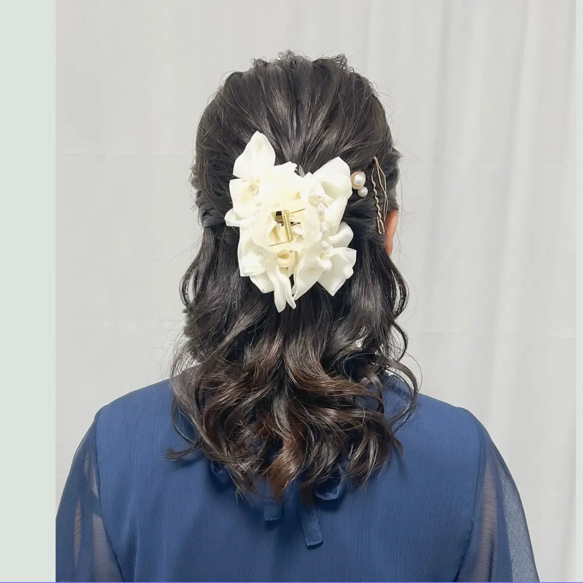 ヘアアレンジ ハーフアップ ヘアセット リクエスト受付中🪞 CHATEAUのヘアスタイル