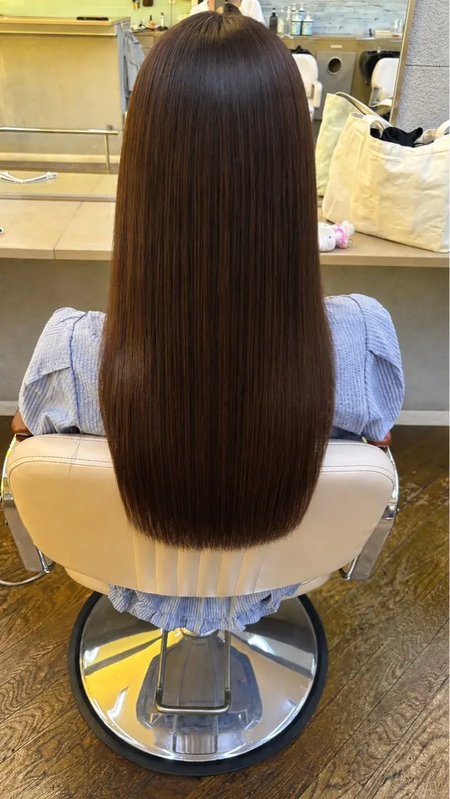ロング カット 縮毛矯正 🩵り ん🦋のヘアスタイル