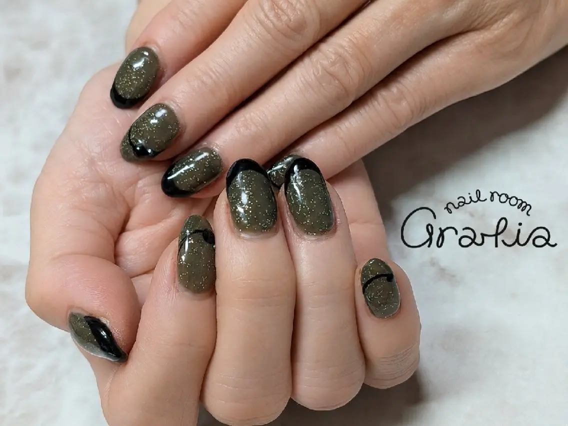 ネイル フレンチネイル gratia 中村のネイルデザイン