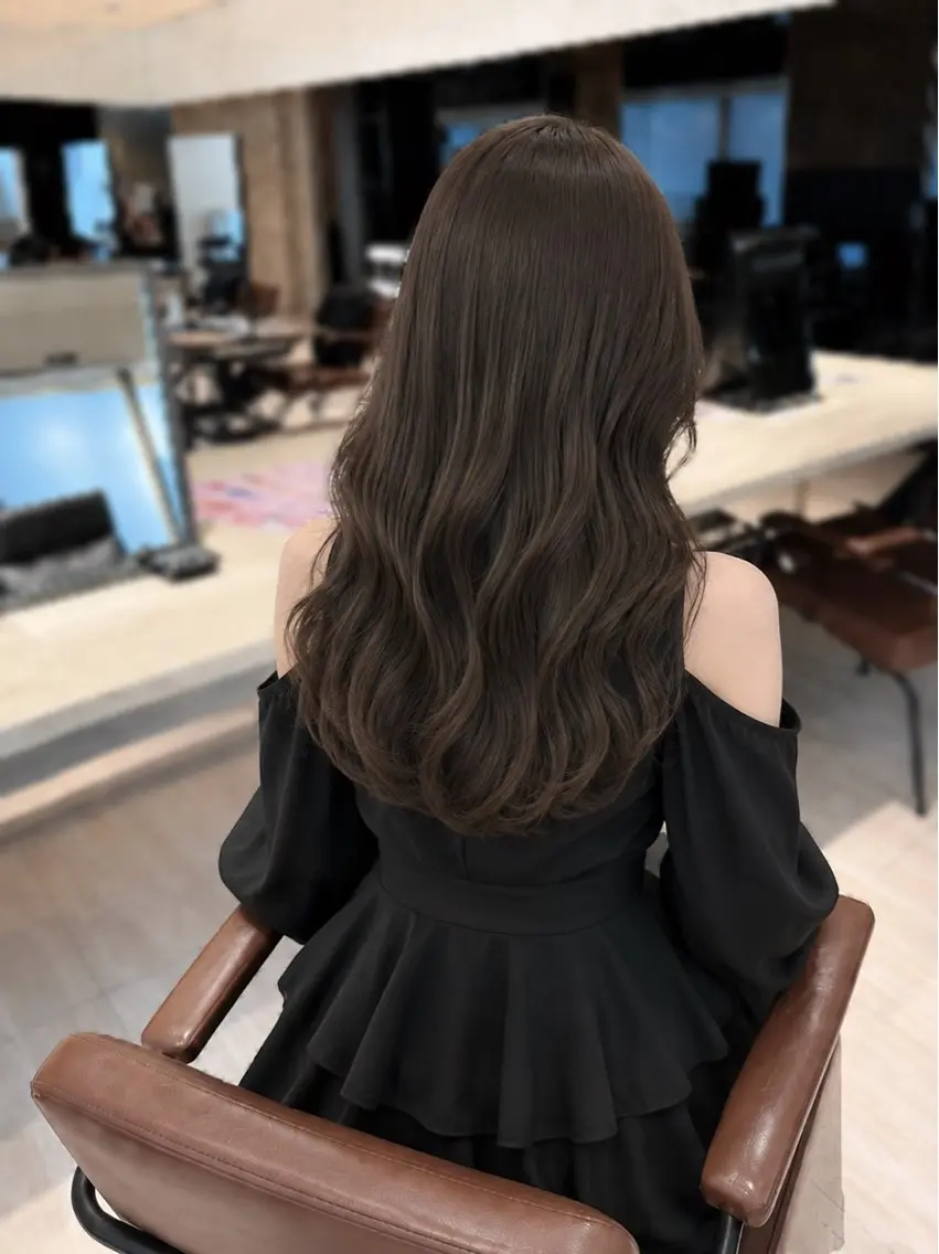 ロング カラー ヘアカラー トリートメント みこ🌙艶カラー/ 透明感ブラウン‪🤎のヘアスタイル