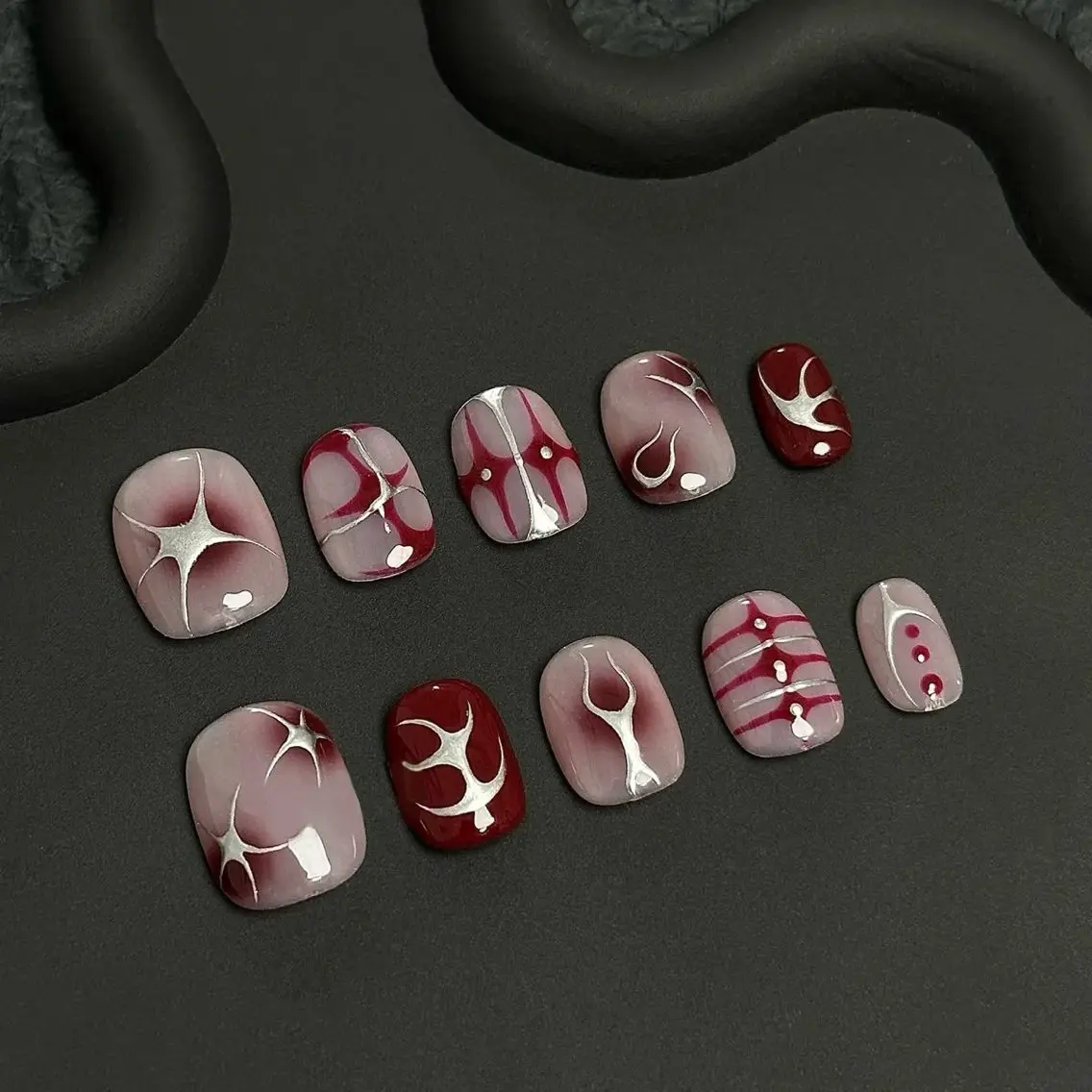 ネイル AURA NAIL 🌟鶴見店のネイルデザイン