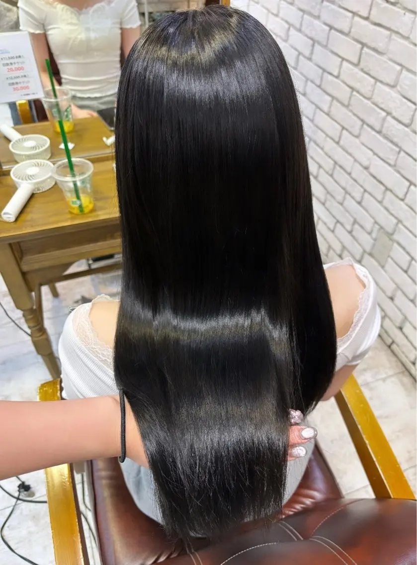 ロング ヘアカラー トリートメント 🪼艶カラー🪼 田口彩香のヘアスタイル
