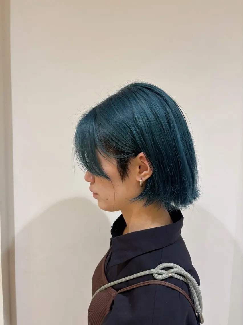 ショート カラー ヘアカラー ハイトーンカラー☁️ 西條 楓花のヘアスタイル