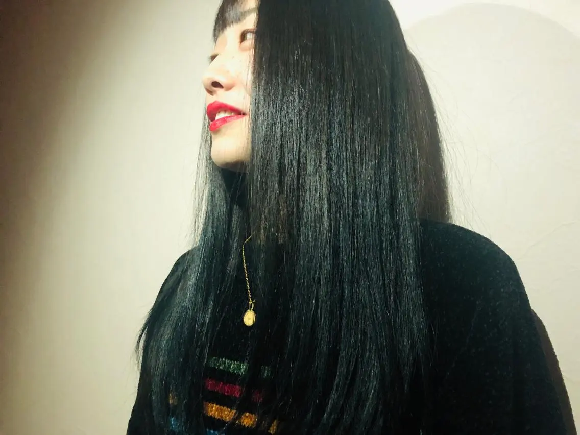 セミロング カラー 長谷川 沙紀のヘアスタイル