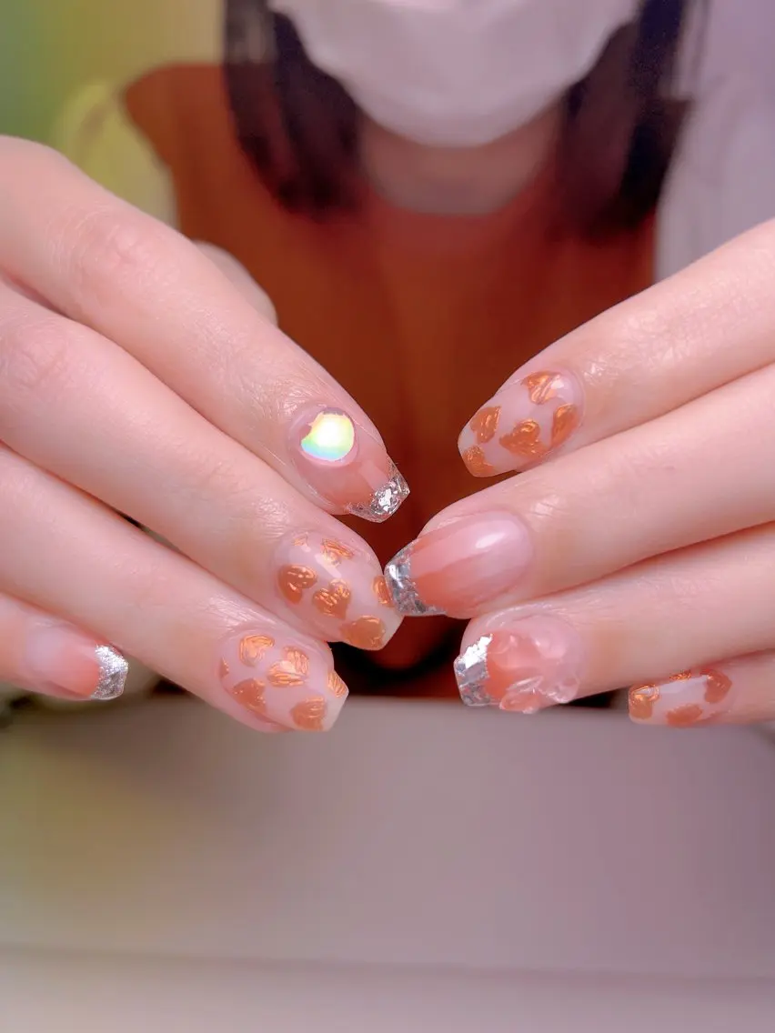ネイル フレンチネイル ジェルネイル グラデーション 韓国ネイル マグネットネイル ハンドネイル 【長さ出し】 IRIS NAILのネイルデザイン