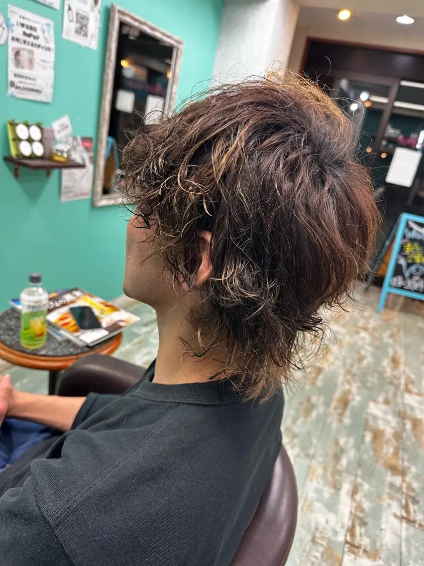 セミロング パーマ 三原 友美のヘアスタイル