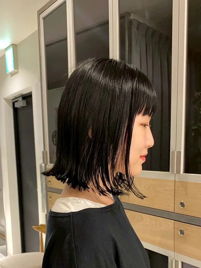 ミディアム カラー パーマ ボブカット/ 榎本 璃己のヘアスタイル