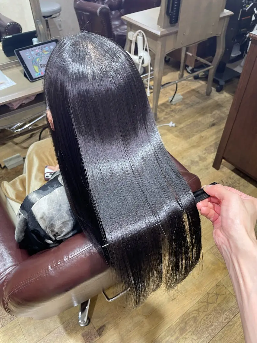 セミロング 髪質改善&白髪ぼかし スタイリスト近藤宏樹のヘアスタイル