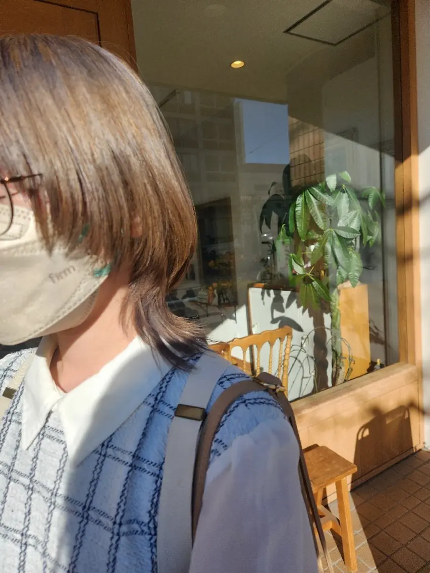 カラー ミディアム くびれヘア 顔周りカット くびれレイヤー レイヤーカット Era Hatsuneのヘアスタイル